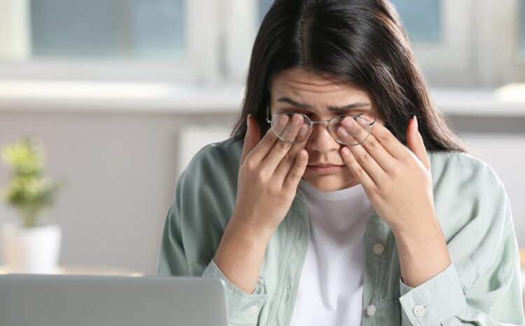  Sinais e Sintomas do Olho Seco – O que você precisa saber